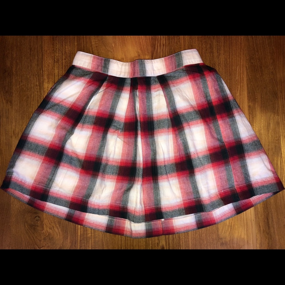 plaid skirt
